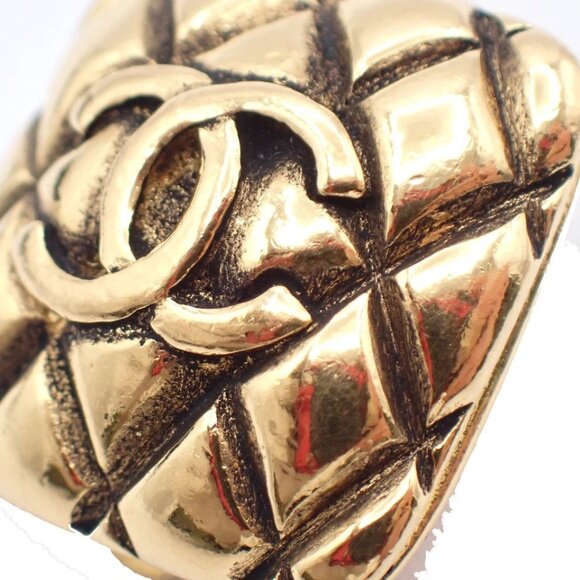 CHANEL Logo Square Matelasse Earrings 25 Clip-On Gold France Vintage 468-082225 - Picture 8 of 8